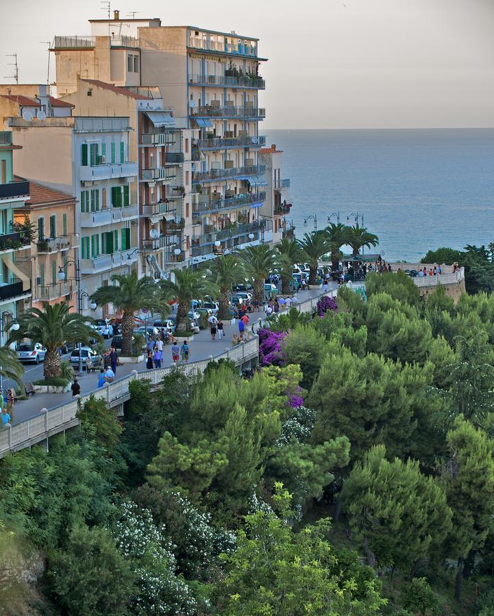 Hotel Ideale Ortona Esterno foto