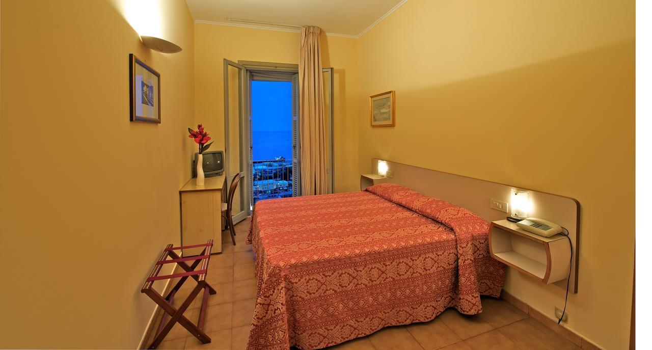 Hotel Ideale Ortona Esterno foto