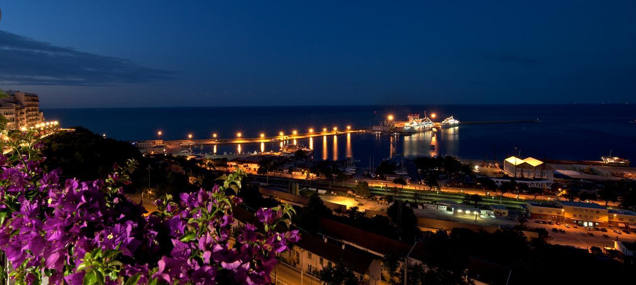 Hotel Ideale Ortona Esterno foto